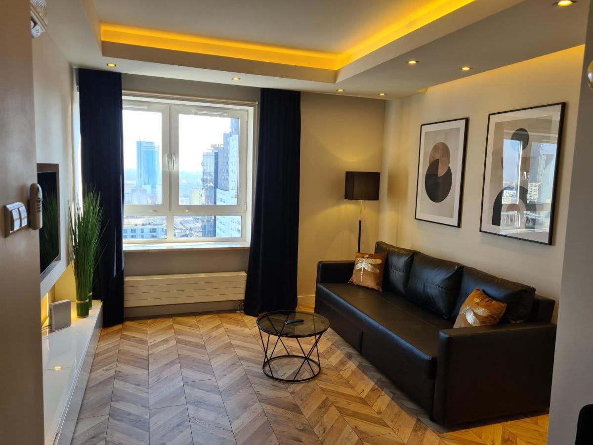 Platinum Towers Apartment With Parking By Renters Prestige Warszawa Exteriör bild